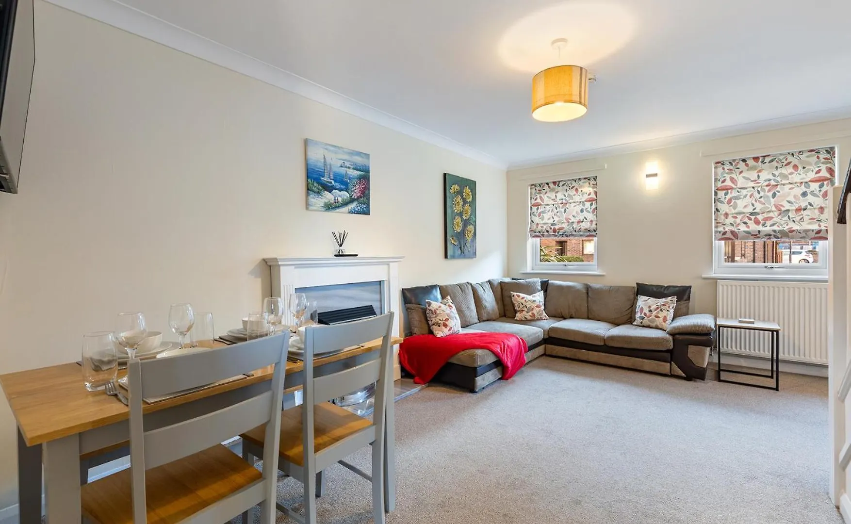 Pass The Keys Central Townhouse With Free Parking York